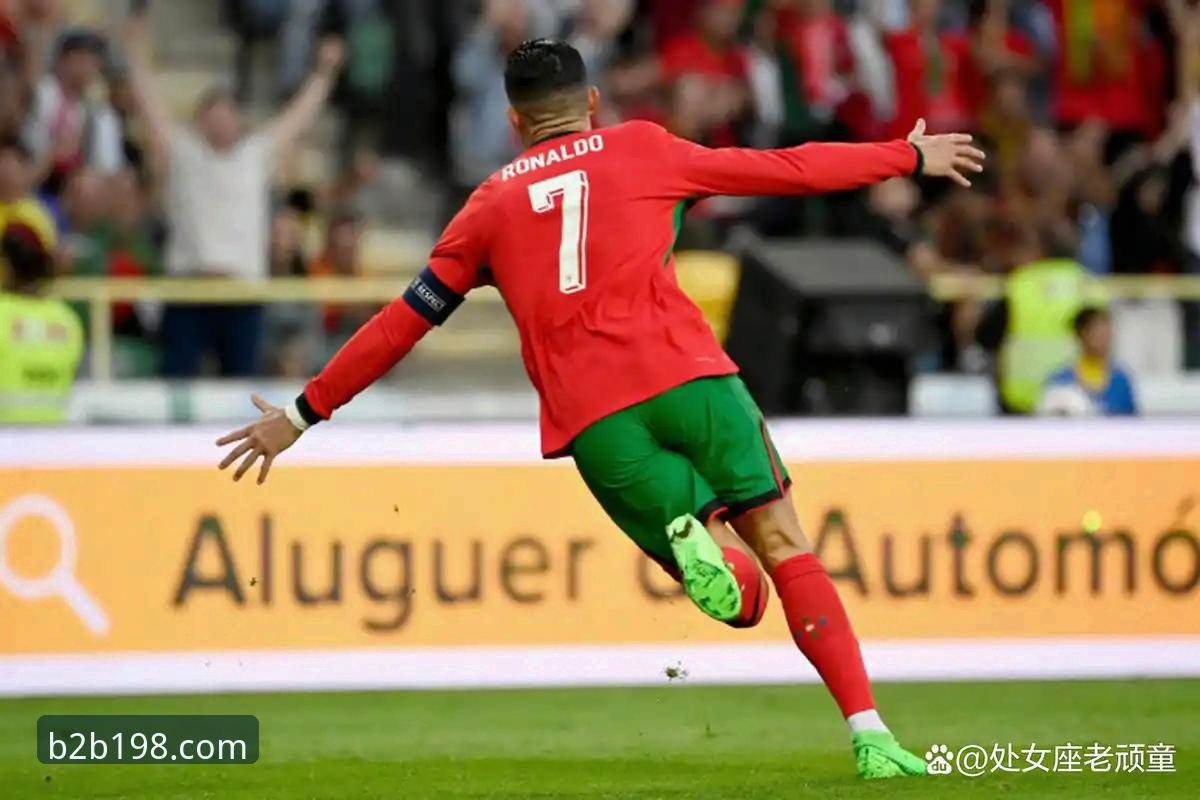 卡洛斯专访解读：世界杯决赛的梦幻对决与C罗的千球之路